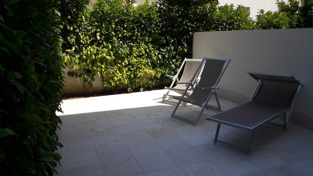 Via Del Faro Apartments Torre Canne Exterior photo