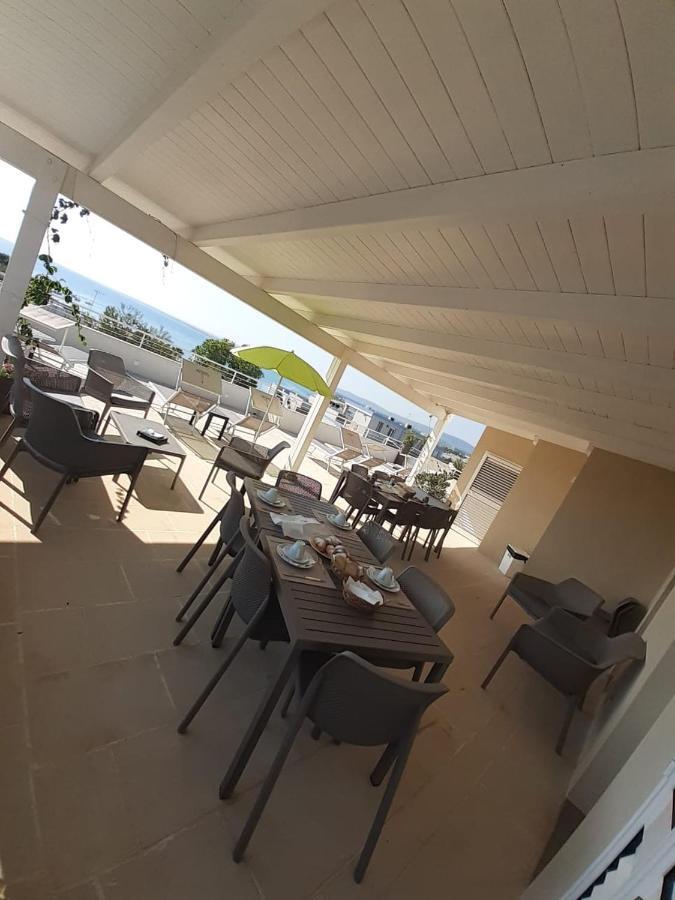 Via Del Faro Apartments Torre Canne Exterior photo